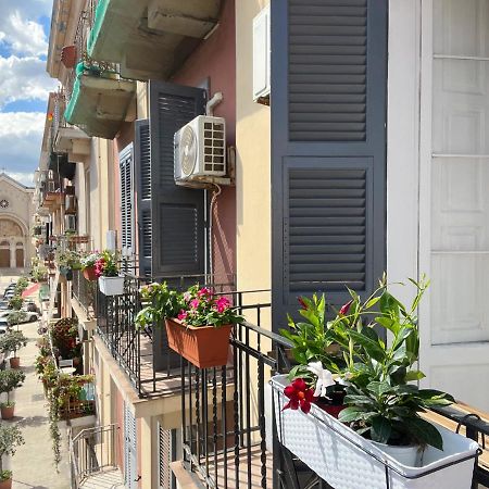 Mariamora Apartment Бари Екстериор снимка