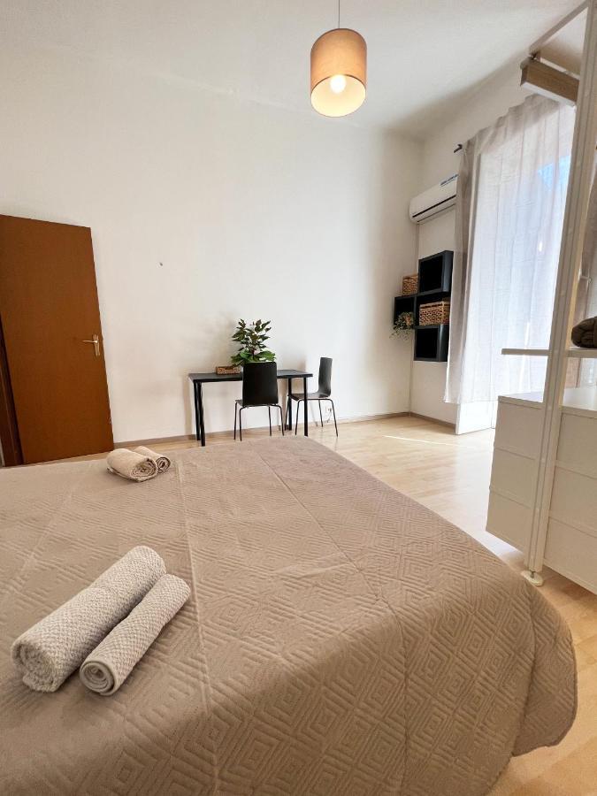 Mariamora Apartment Бари Екстериор снимка