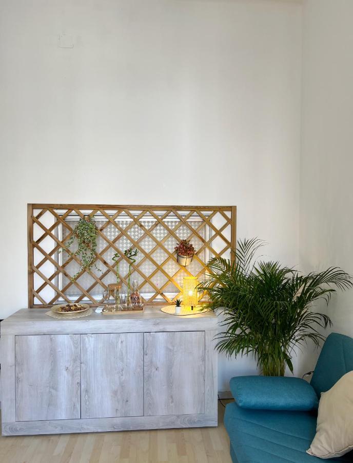 Mariamora Apartment Бари Екстериор снимка