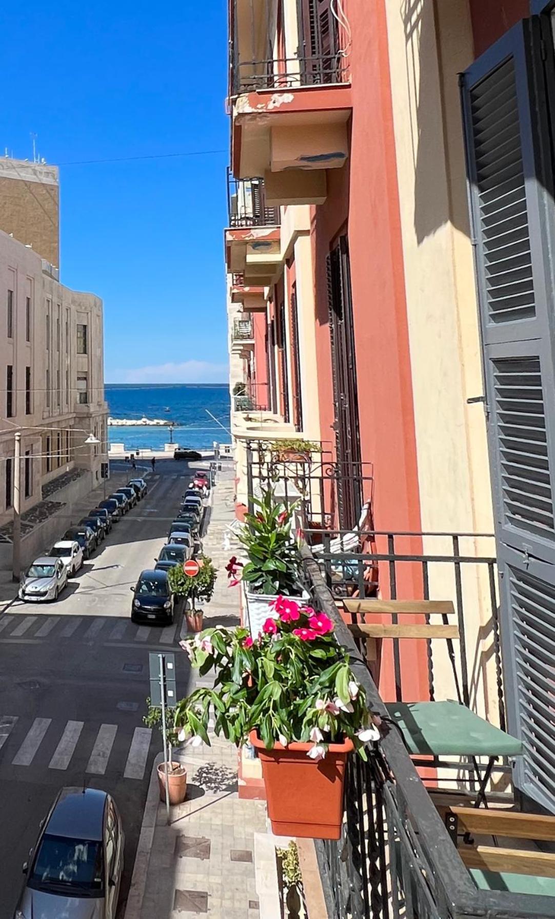 Mariamora Apartment Бари Екстериор снимка